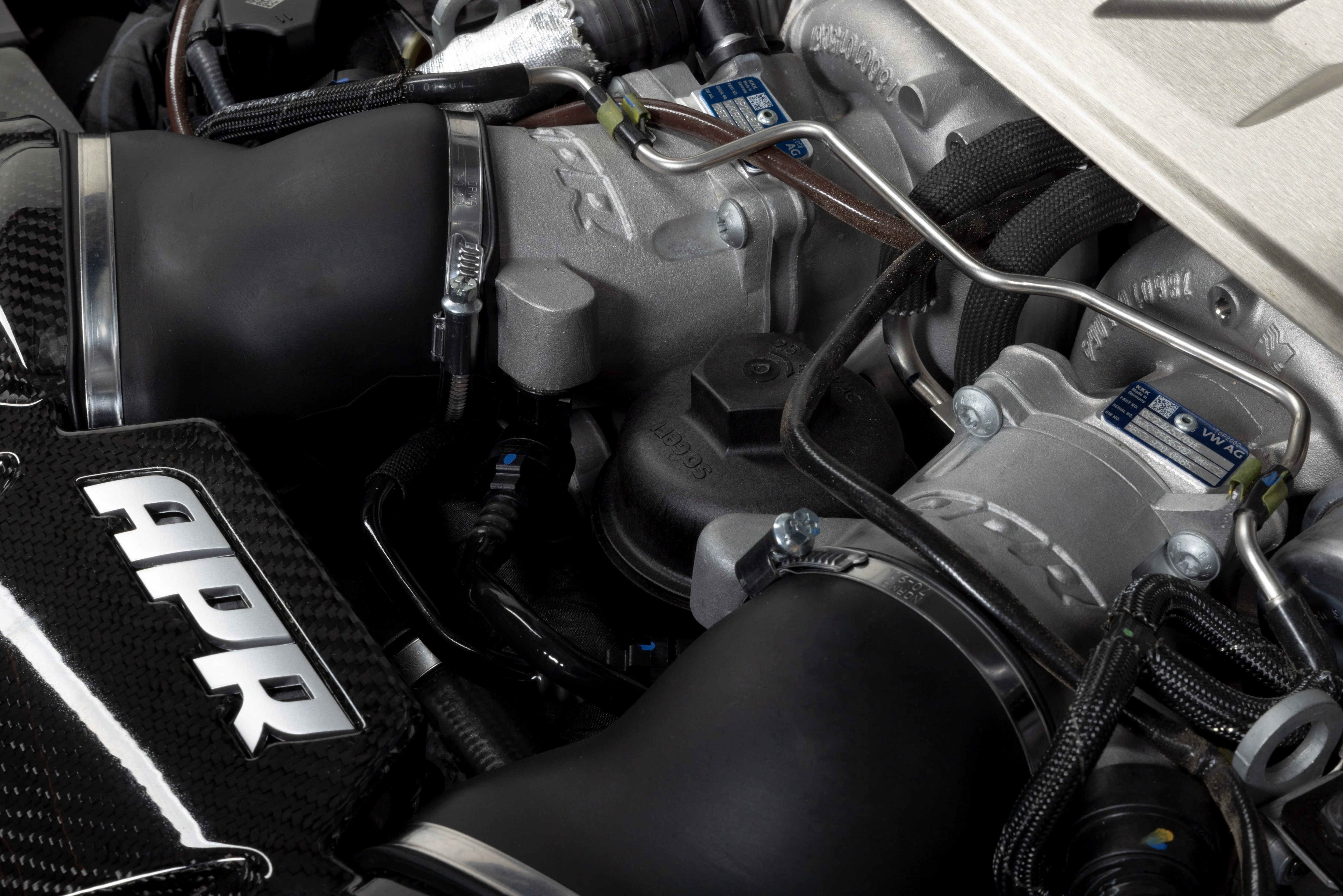 APR CARBON FIBER INTAKE - 4.0T RS6/RS7 (C8) - Image 36