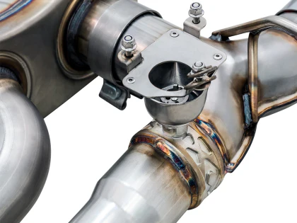 AWE SwitchPath™ Catback Exhaust for BMW F8X M3/M4 - Chrome Silver Tips - Image 4