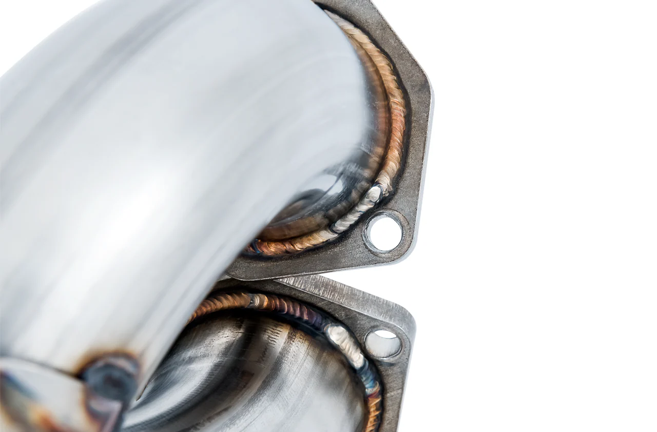 AWE Touring Edition Exhaust for Audi B9 S4 - Chrome Silver 102mm Tips - Image 4