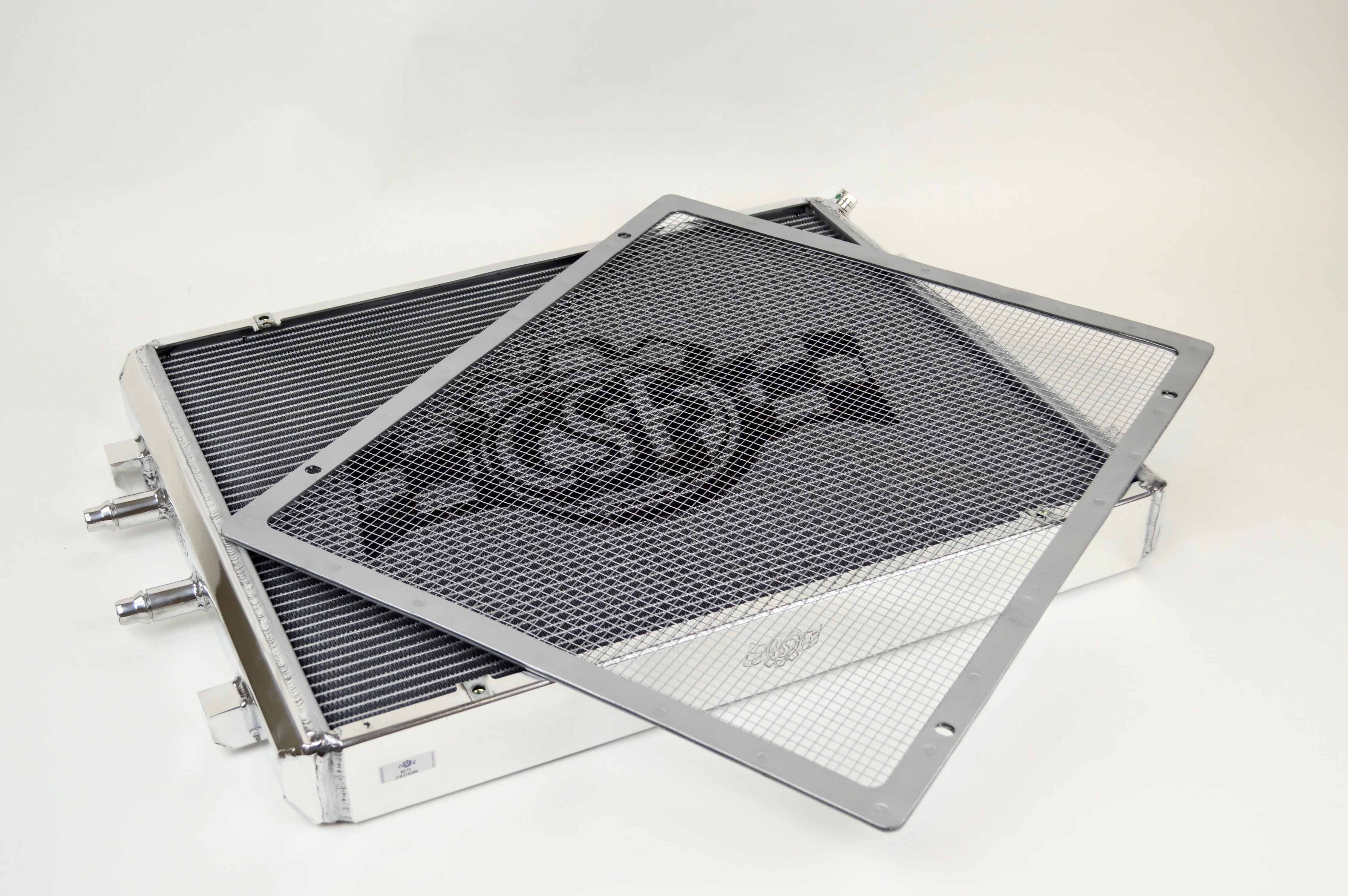 CSF High Performance Heat Exchanger w/ rock guard - BMW F8X (Drop in)