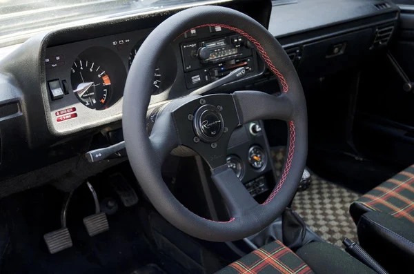 Renown 130R Steering Wheel - Dark - Image 12