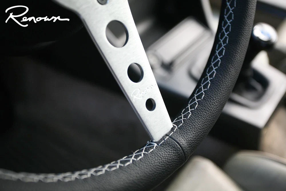 Renown Monaco Steering Wheel - Silver - Image 6